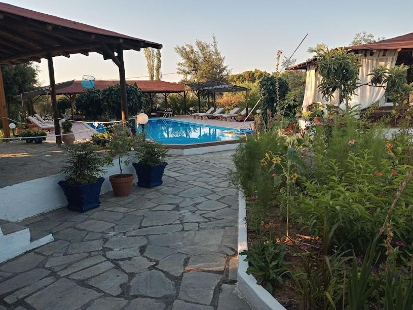 Kissos Apartments فوروفورو المظهر الخارجي الصورة
